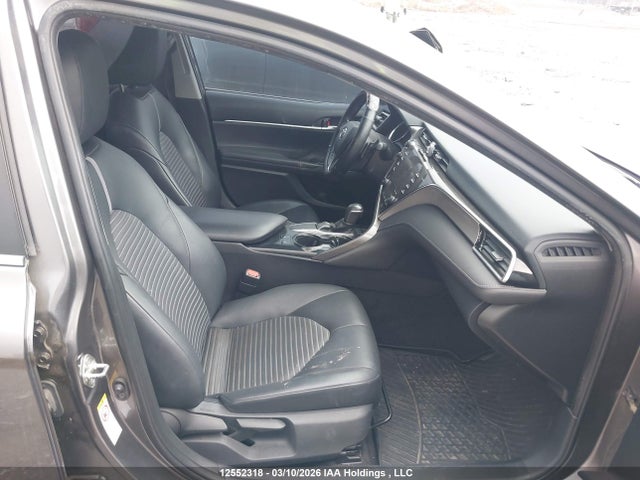 4T1B11HK0JU047715 Toyota Camry L/le/xle/se/xse