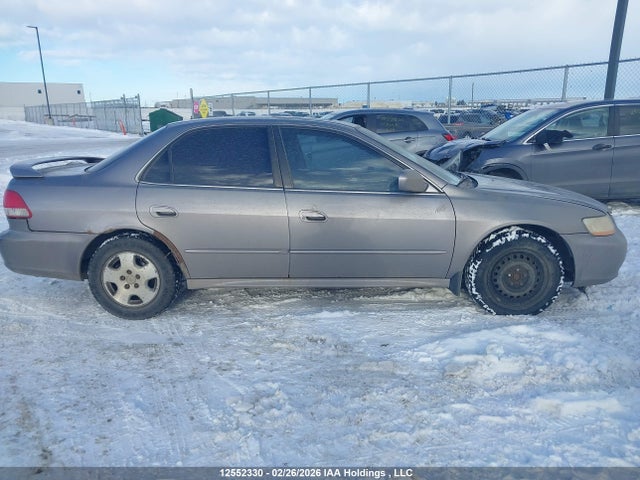 2001 Honda Accord Ex მანქანა იყიდება აუქციონზე, vin: 1HGCG16531A802637, აუქციონის ნომერი: 12552330
