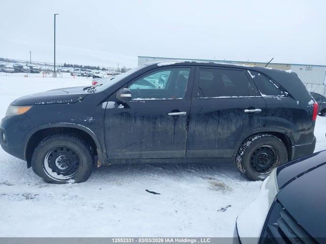 Продаж на аукціоні авто 2011 Kia Sorento Lx, vin: 5XYKT3A12BG185836, номер лоту: 12552331