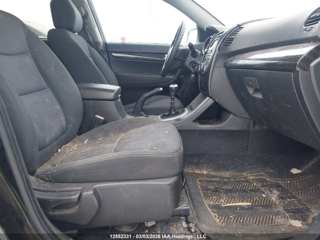 Продаж на аукціоні авто 2011 Kia Sorento Lx, vin: 5XYKT3A12BG185836, номер лоту: 12552331