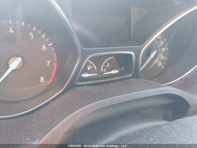 1FMCU9J93KUB69570 Ford Escape Titanium