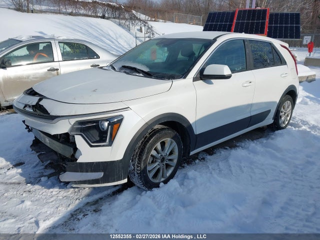 KNDCP3LE1S5277988 KIA Niro