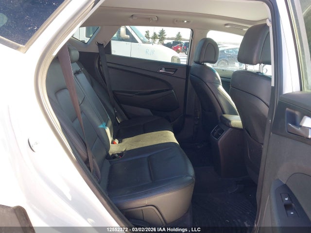 KM8J33A4XHU535108 Hyundai TUCSON SE