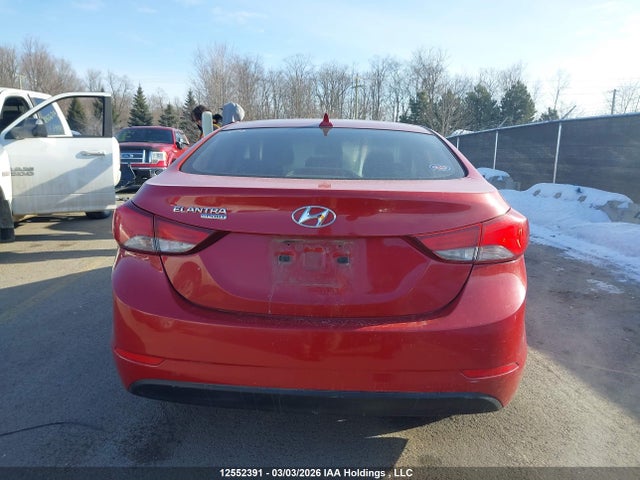 12552391 :رقم المزاد ، KMHDH4AEXFU385673 vin ، 2015 Hyundai Elantra مزاد بيع