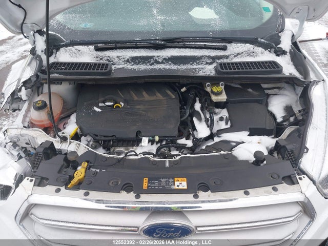 1FMCU0GD4JUC23187 Ford ESCAPE SE
