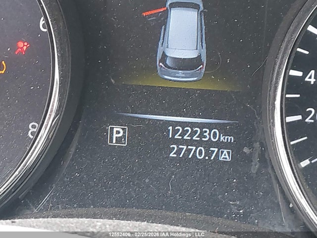 12552406 :رقم المزاد ، 5N1AT2MV2FC822377 vin ، 2015 Nissan Rogue S/sl/sv مزاد بيع