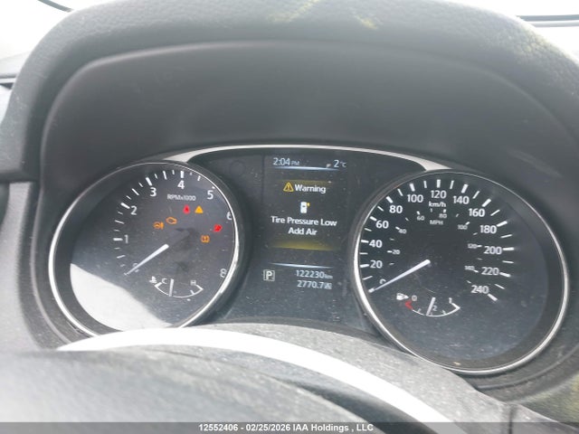 12552406 :رقم المزاد ، 5N1AT2MV2FC822377 vin ، 2015 Nissan Rogue S/sl/sv مزاد بيع