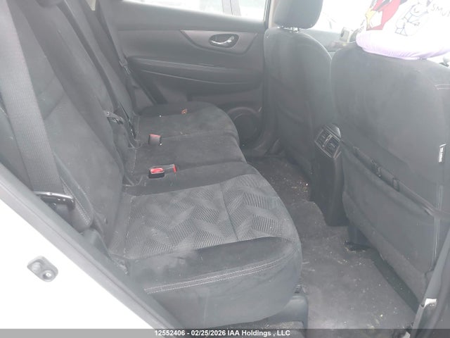 12552406 :رقم المزاد ، 5N1AT2MV2FC822377 vin ، 2015 Nissan Rogue S/sl/sv مزاد بيع