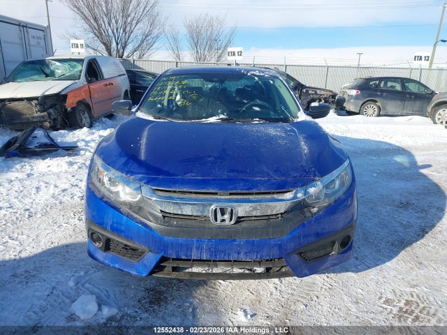 Продаж на аукціоні авто 2018 Honda Civic Ex, vin: 2HGFC2F87JH036261, номер лоту: 12552438