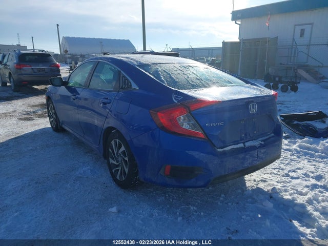 Продаж на аукціоні авто 2018 Honda Civic Ex, vin: 2HGFC2F87JH036261, номер лоту: 12552438