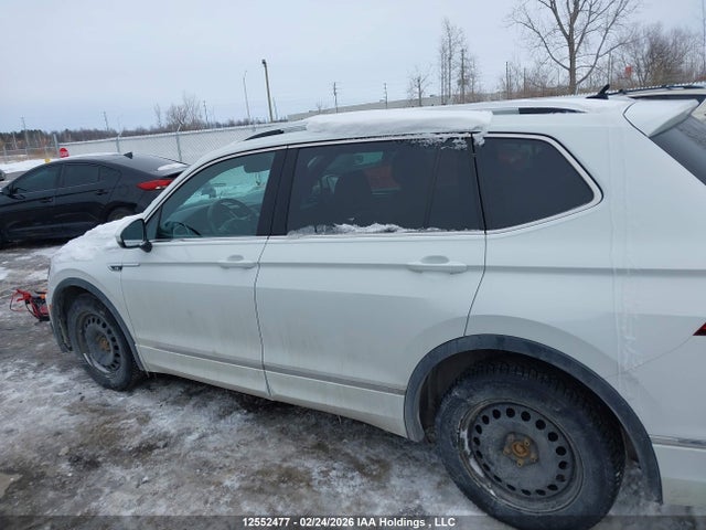3VV4B7AX1KM188349 Volkswagen Tiguan Sel Premium/sel Premium R-line