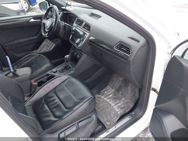 3VV4B7AX1KM188349 Volkswagen Tiguan Sel Premium/sel Premium R-line