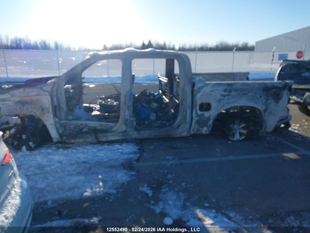 2026 Chevrolet Silverado K1500 Lt მანქანა იყიდება აუქციონზე, vin: 2GCUKDED2T1118753, აუქციონის ნომერი: 12552490