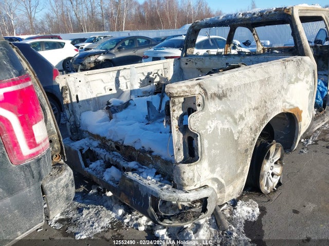 2026 Chevrolet Silverado K1500 Lt მანქანა იყიდება აუქციონზე, vin: 2GCUKDED2T1118753, აუქციონის ნომერი: 12552490