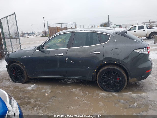 ZN661YUL0HX252214 Maserati LEVANTE S