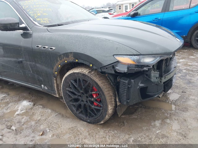 ZN661YUL0HX252214 Maserati LEVANTE S