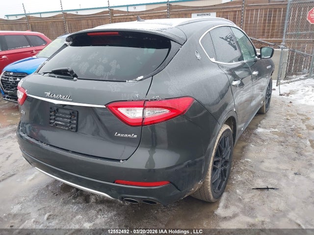 ZN661YUL0HX252214 Maserati LEVANTE S
