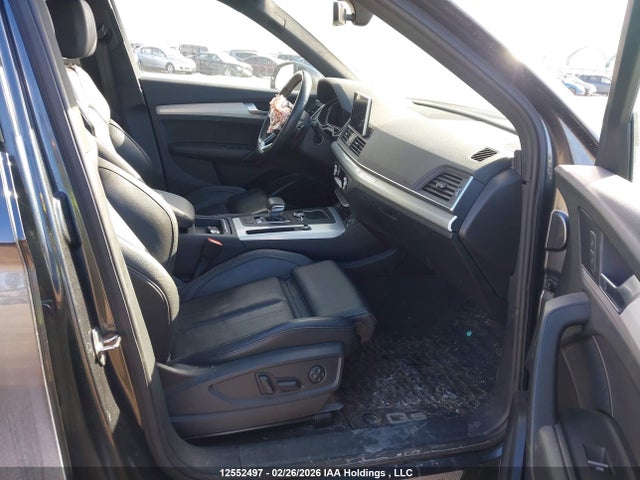 WA1FNAFY0J2090393 Audi Q5 2.0t Technik
