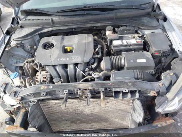 Продажа на аукционе авто 2017 Hyundai Elantra Le, vin: 5NPD74LF4HH081779, номер лота: 12552501
