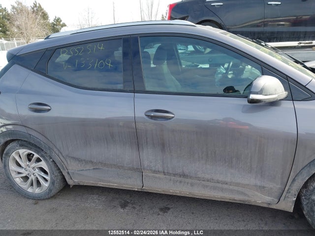 1G1FY6S08P4133104 Chevrolet Bolt Euv Lt