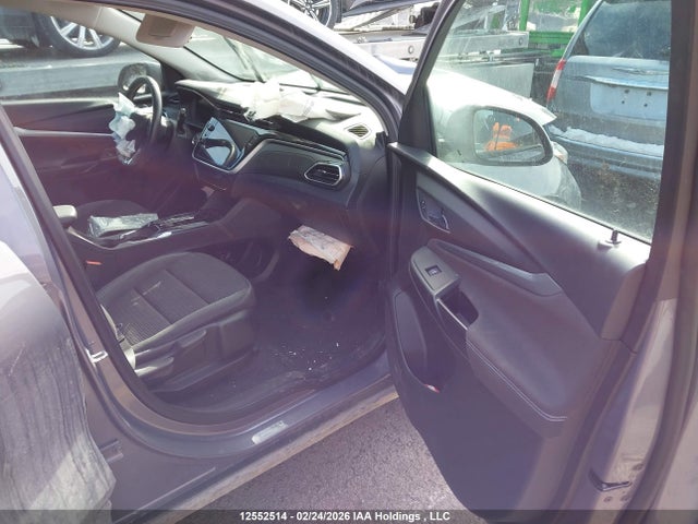 1G1FY6S08P4133104 Chevrolet Bolt Euv Lt
