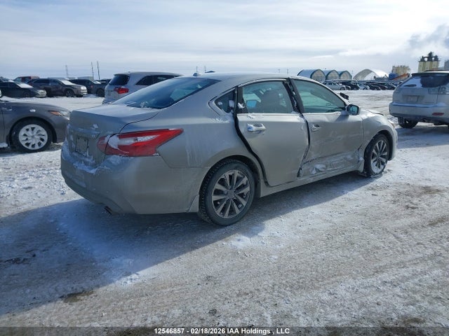1N4AL3AP6HN338824 Nissan Altima 2.5/2.5 S/2.5 Sl/2.5 Sr/2.5 Sv