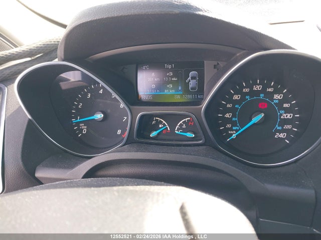 2013 Ford Escape მანქანა იყიდება აუქციონზე, vin: 1FMCU9J98DUC57937, აუქციონის ნომერი: 12552521