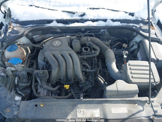 3VW2K7AJ6FM322941 Volkswagen Jetta 2.0l Trendline/2.0l Trendline+