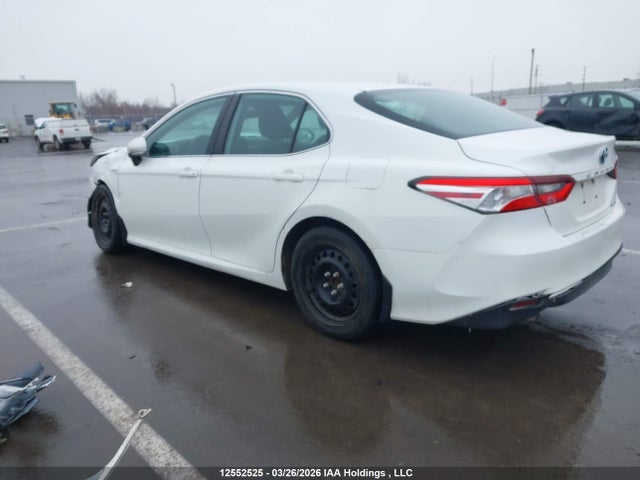 4T1C31AK4MU021745 Toyota Camry Hybrid Le