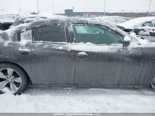 2C3CDXHG6GH309932 Dodge Charger Sxt