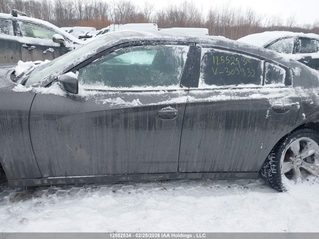 2C3CDXHG6GH309932 Dodge Charger Sxt