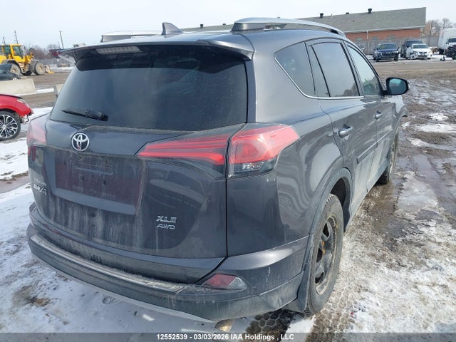 Aukcja sprzedaży 2017 Toyota Rav4 Xle, vin: 2T3RFREV3HW581614, numer aukcji: 12552539