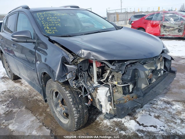 Aukcja sprzedaży 2017 Toyota Rav4 Xle, vin: 2T3RFREV3HW581614, numer aukcji: 12552539
