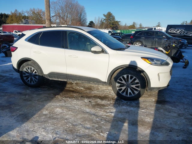 2020 Ford Escape მანქანა იყიდება აუქციონზე, vin: 1FMCU9DZ1LUC32341, აუქციონის ნომერი: 12552573