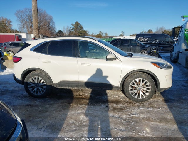2020 Ford Escape მანქანა იყიდება აუქციონზე, vin: 1FMCU9DZ1LUC32341, აუქციონის ნომერი: 12552573