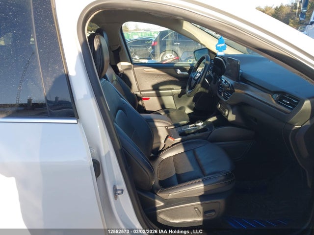 2020 Ford Escape მანქანა იყიდება აუქციონზე, vin: 1FMCU9DZ1LUC32341, აუქციონის ნომერი: 12552573