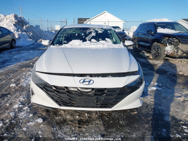 KMHLM4AG1MU152934 Hyundai Elantra Preferred Ivt
