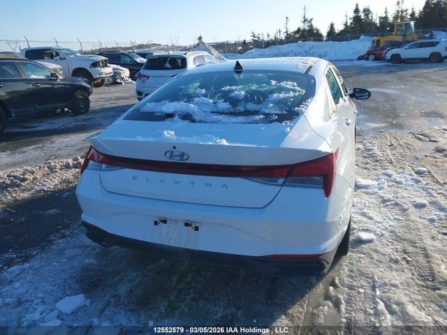 KMHLM4AG1MU152934 Hyundai Elantra Preferred Ivt