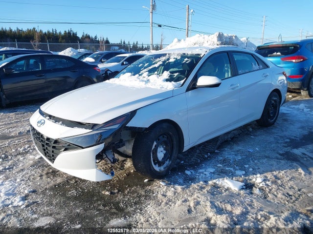 KMHLM4AG1MU152934 Hyundai Elantra Preferred Ivt