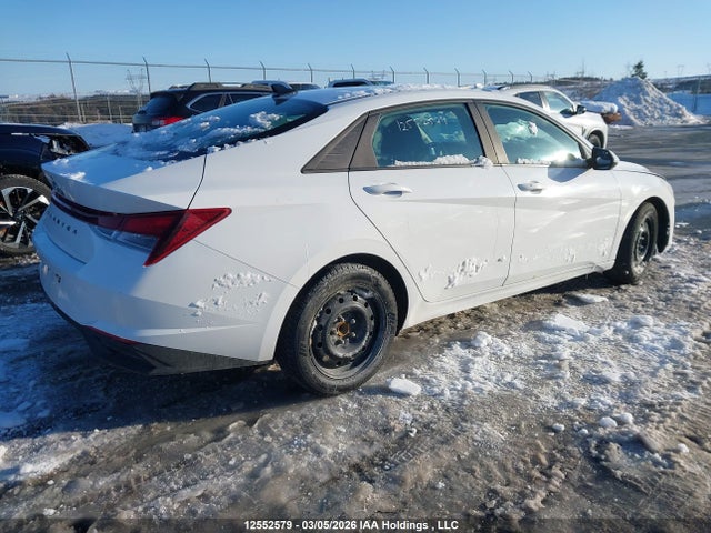 KMHLM4AG1MU152934 Hyundai Elantra Preferred Ivt