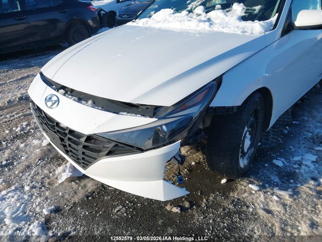 KMHLM4AG1MU152934 Hyundai Elantra Preferred Ivt