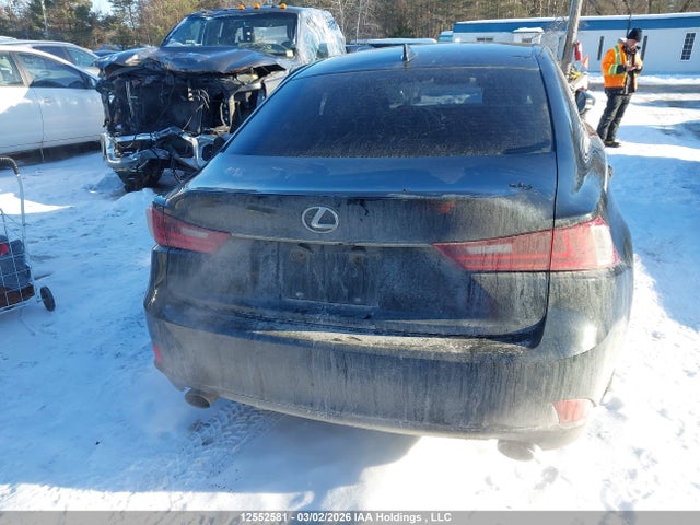 2015 Lexus Is 250 მანქანა იყიდება აუქციონზე, vin: JTHCF5D28F5024576, აუქციონის ნომერი: 12552581