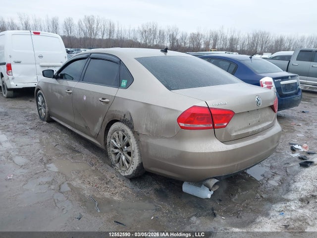 Продажа на аукционе авто 2015 Volkswagen Passat S, vin: 1VWAS7A36FC054889, номер лота: 12552590