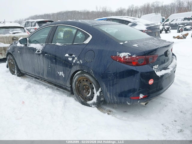 JM1BPBCM0K1137709 Mazda MAZDA3