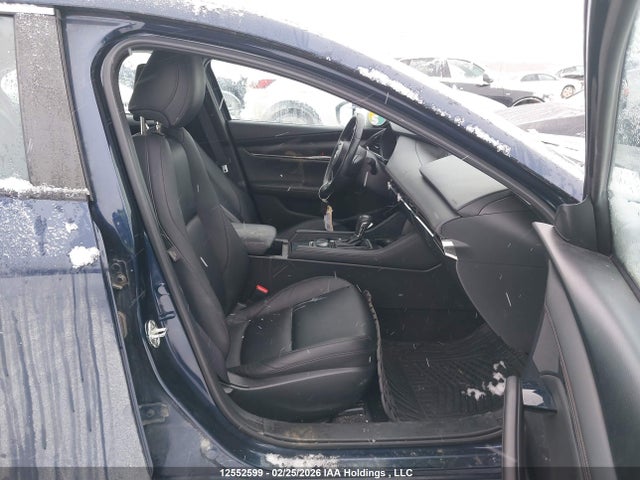 JM1BPBCM0K1137709 Mazda MAZDA3