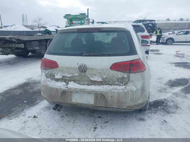 3VW217AU0FM046768 Volkswagen Golf