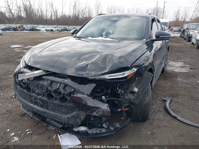 WA135AGUXS2018939 Audi New Sq5 3.0t Technik