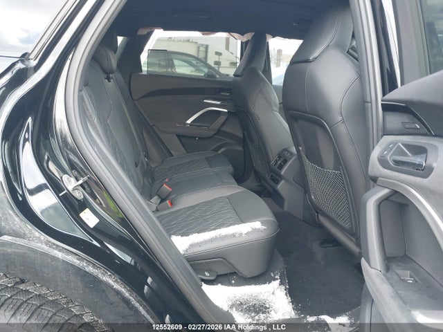 WA135AGUXS2018939 Audi New Sq5 3.0t Technik