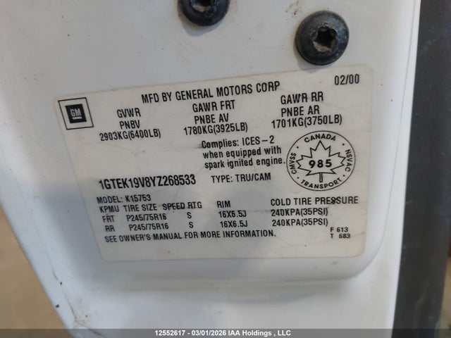 12552617 :رقم المزاد ، 1GTEK19V8YZ268533 vin ، 2000 Gmc New Sierra K1500 مزاد بيع