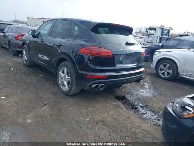 Porsche Cayenne E-hybrid S 2015 WP1AE2A22FLA52169 Image 3